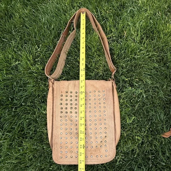 Bed Stu Cobbler Series Genuine Leather Bag with Brass Studded American Flag - Picture 11 of 13